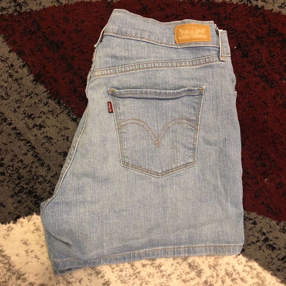 Levi Shorts.
